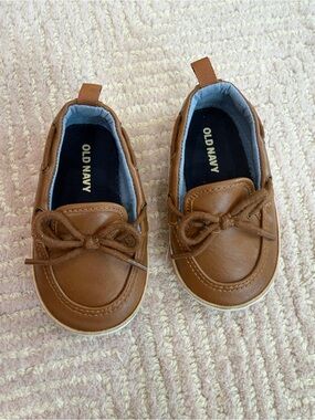 Old Navy Toddler Tan Brown Slip-On Moccasins